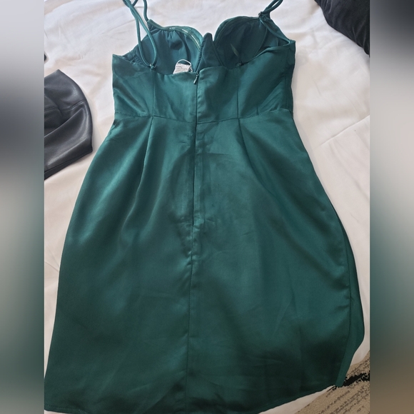 Selfie Leslie Aphrodite Molded Cup Party Dress Forest Green XS - Picture 8 of 10